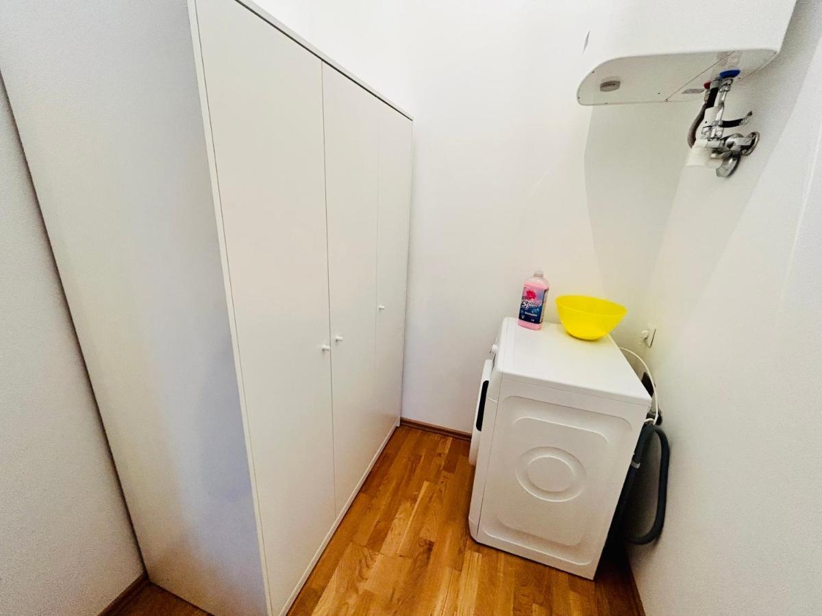 Cosy & Central Apartment เวียนนา ภายนอก รูปภาพ